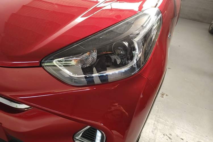 Used Chery QQ Little Ant 2022 Revised Version Sweet Pink Edition Half-Sugar Version Lithium Iron Phosphate 30.7 kWh 30 kW 301 km Left Front Headlight