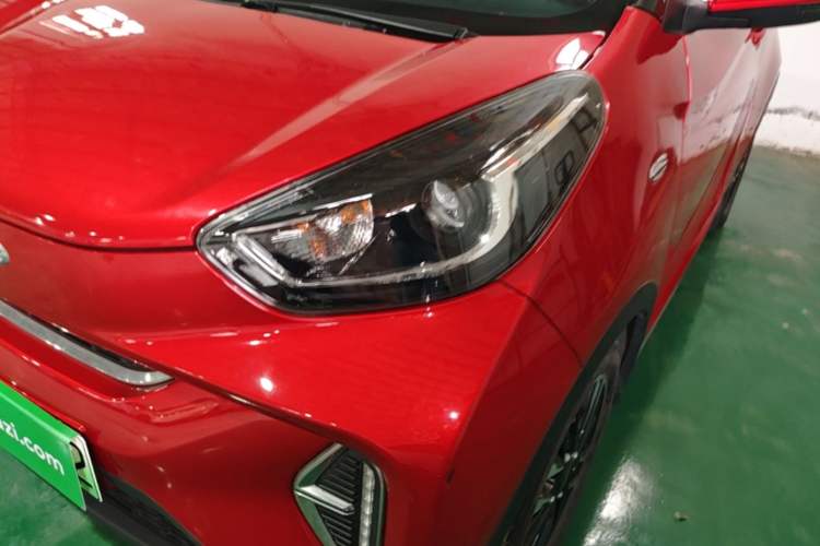 Used Chery QQ Little Ant 2022 Revised Version Sweet Pink Edition Half-Sugar Version Lithium Iron Phosphate 30.7 kWh 30 kW 301 km Left Front Headlight