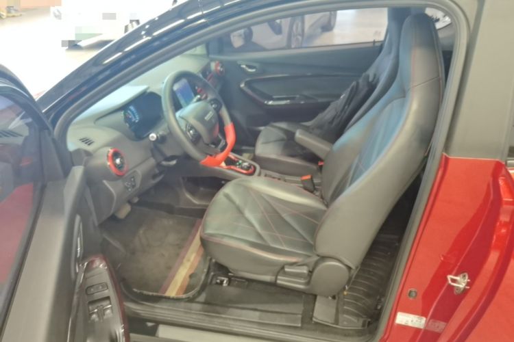 Used Chery QQ Little Ant 2022 Revised Version Sweet Pink Edition Half-Sugar Version Lithium Iron Phosphate 30.7 kWh 30 kW 301 km Left Front Seat