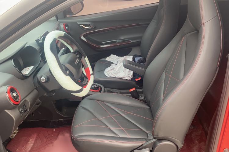Used Chery QQ Little Ant 2022 Sweet Pink Edition Half-Sugar Version 3-Cell Lithium 30kW 301km Left Front Seat