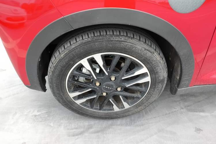 Used Chery QQ Little Ant 2022 Revised Version Sweet Pink Edition Half-Sugar Version Lithium Iron Phosphate 30.7 kWh 30 kW 301 km Left Front Wheel Hub