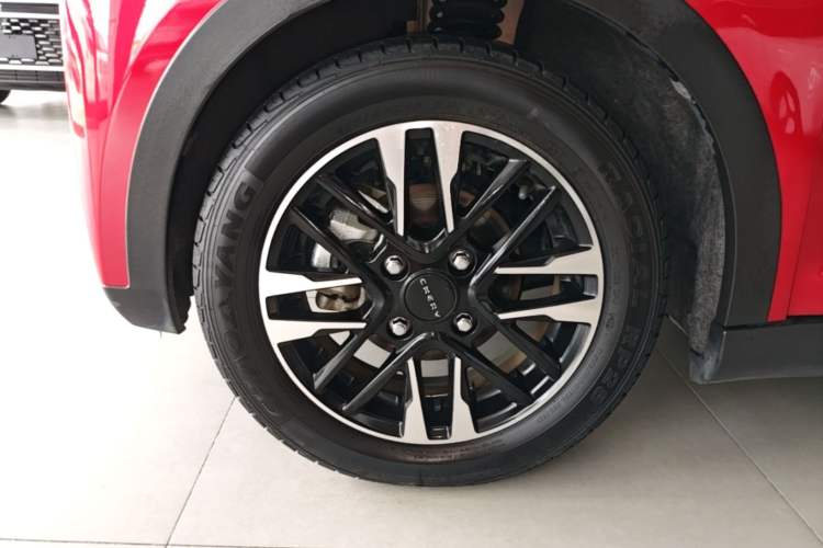 Used Chery QQ Little Ant 2022 Sweet Pink Edition Half-Sugar Version Lithium Iron Phosphate 30 kW 301 km Left Front Wheel Hub