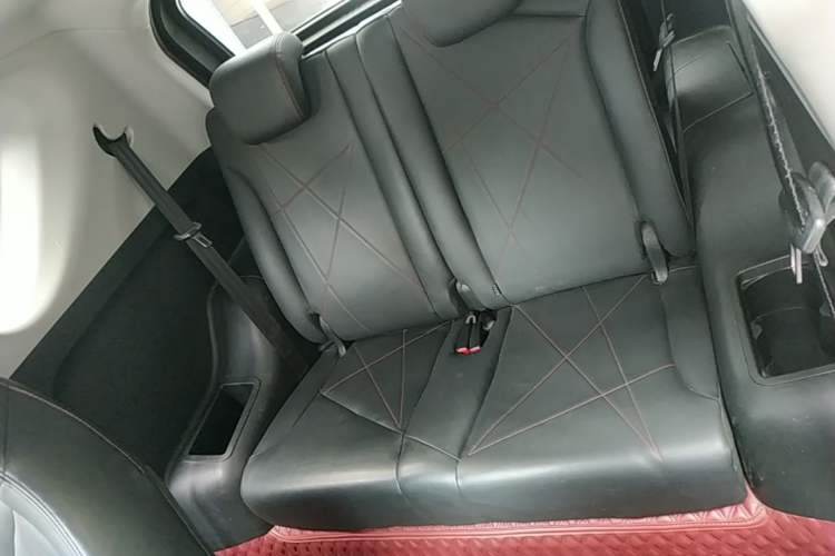 Used Chery QQ Little Ant 2022 Sweet Pink Edition Half-Sugar Version Lithium Iron Phosphate 30 kW 301 km Left Rear Seat