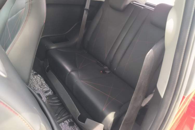 Used Chery QQ Little Ant 2022 Sweet Pink Edition Half-Sugar Version Lithium Iron Phosphate 30 kW 301 km Left Rear Seat