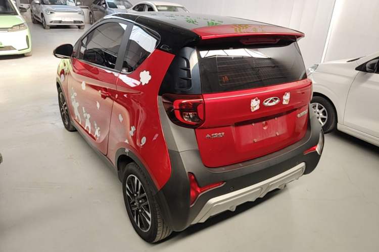 Used Chery QQ Little Ant 2022 Revised Version Sweet Pink Edition Half-Sugar Version Lithium Iron Phosphate 30.7 kWh 30 kW 301 km Rear Left 45 Deg