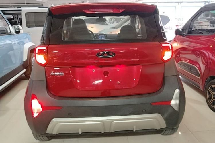 Used Chery QQ Little Ant 2022 Sweet Pink Edition Half-Sugar Version 3-Cell Lithium 30kW 301km Rear