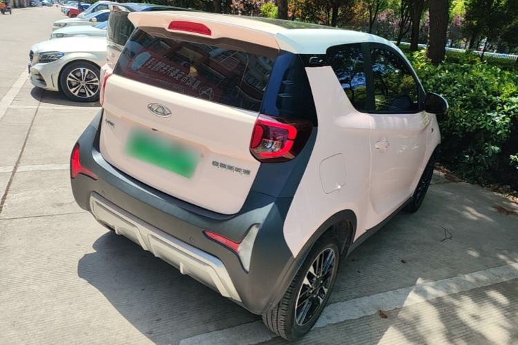 Used Chery QQ Little Ant 2022 Restyled Version Sweet Pink Edition Half-Sugar Version 30.6 kWh 30 kW 301 km Rear Right 45 Deg