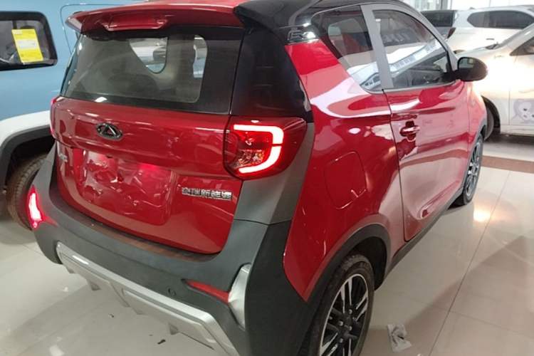 Used Chery QQ Little Ant 2022 Sweet Pink Edition Half-Sugar Version 3-Cell Lithium 30kW 301km Rear Right 45 Deg