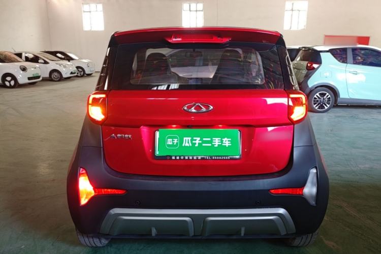 Used Chery QQ Little Ant 2022 Sweet Pink Edition Half-Sugar Version Lithium Iron Phosphate 29.2 kWh 30 kW 301 km Rear