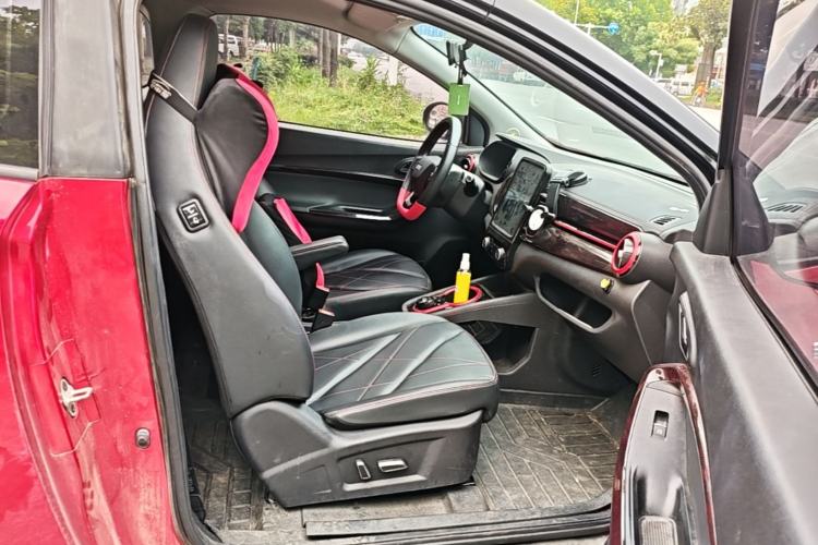 Used Chery QQ Little Ant 2022 Sweet Pink Edition Half-Sugar Version 3-Cell Lithium 30kW 301km Right Front Seat
