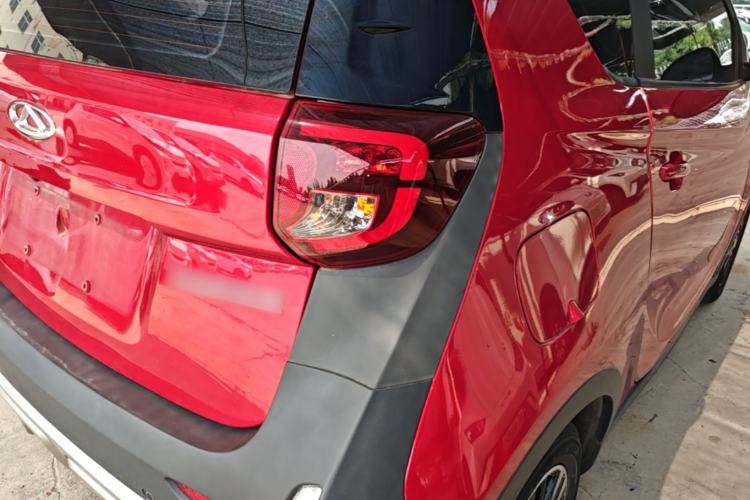 Used Chery QQ Little Ant 2022 Revised Version Sweet Pink Edition Half-Sugar Version Lithium Iron Phosphate 30.7 kWh 30 kW 301 km Right Rear Taillight
