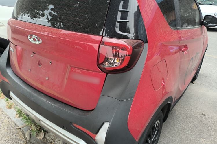 Used Chery QQ Little Ant 2022 Sweet Pink Edition Half-Sugar Version 3-Cell Lithium 30kW 301km Right Rear Taillight