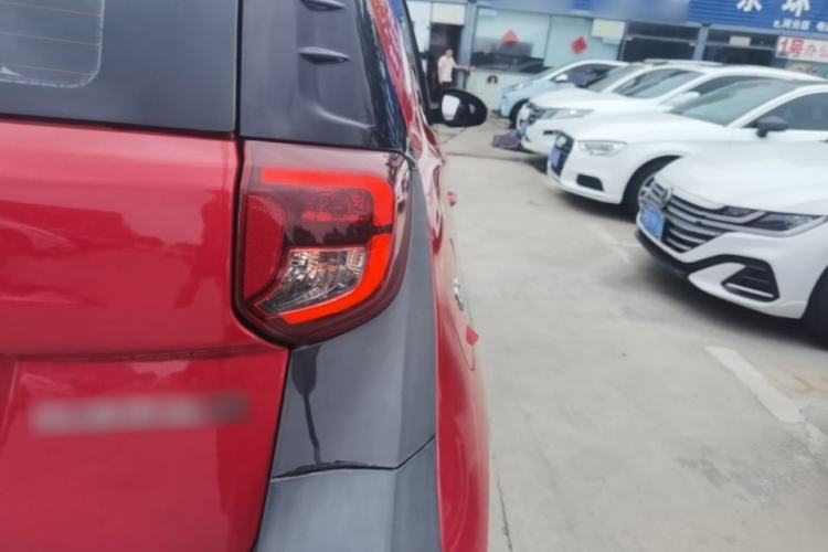 Used Chery QQ Little Ant 2022 Sweet Pink Edition Half-Sugar Version Lithium Iron Phosphate 30 kW 301 km Right Rear Taillight