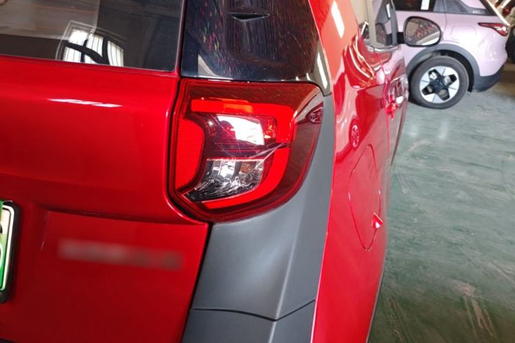 Used Chery QQ Little Ant 2022 Sweet Pink Edition Half-Sugar Version Lithium Iron Phosphate 29.2 kWh 30 kW 301 km Right Rear Taillight