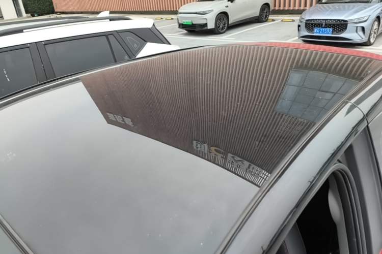 Used Chery QQ Little Ant 2022 Revised Version Sweet Pink Edition Half-Sugar Version Lithium Iron Phosphate 30.7 kWh 30 kW 301 km Roof
