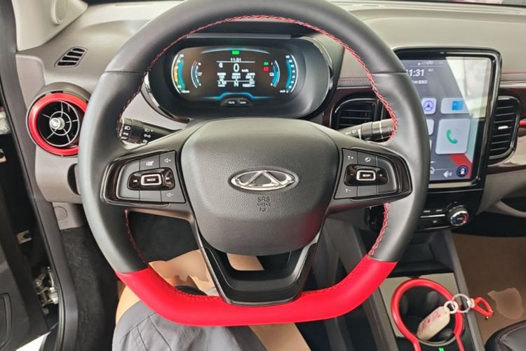 Used Chery QQ Little Ant 2022 Sweet Pink Edition Half-Sugar Version Lithium Iron Phosphate 29.2 kWh 30 kW 301 km Steering Wheel
