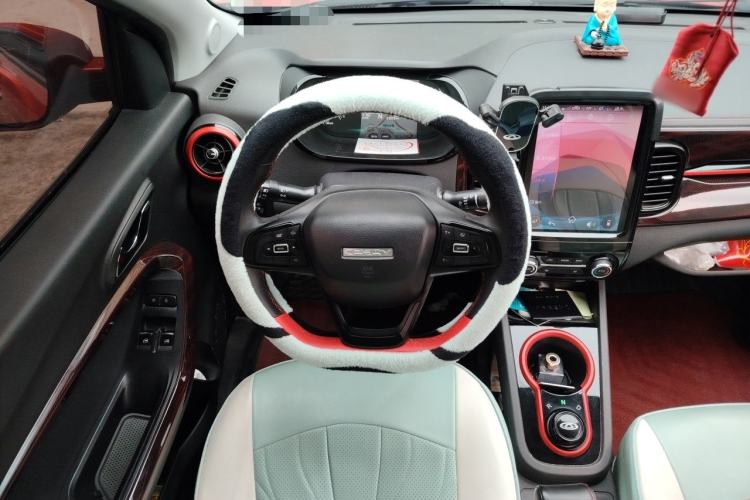Used Chery QQ Little Ant 2022 Sweet Pink Edition Half-Sugar Version 3-Cell Lithium 30kW 301km Steering Wheel