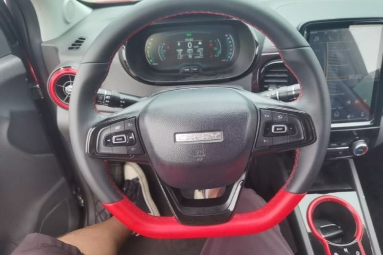 Used Chery QQ Little Ant 2022 Sweet Pink Edition Half-Sugar Version Lithium Iron Phosphate 30 kW 301 km Steering Wheel