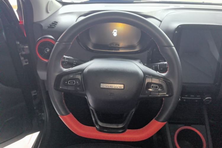 Used Chery QQ Little Ant 2022 Sweet Pink Edition Half-Sugar Version Lithium Iron Phosphate 30 kW 301 km Steering Wheel