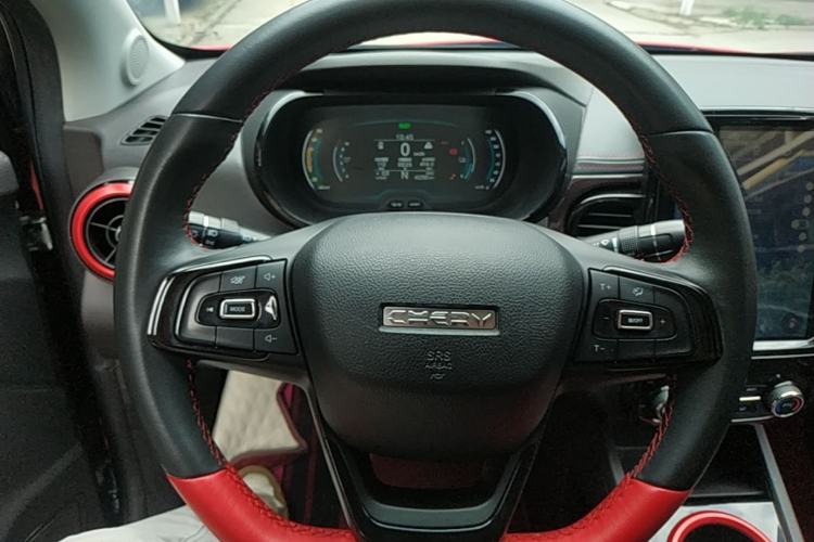 Used Chery QQ Little Ant 2022 Sweet Pink Edition Half-Sugar Version Lithium Iron Phosphate 30 kW 301 km Steering Wheel
