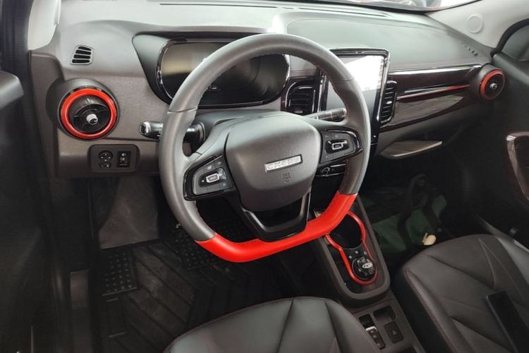 Used Chery QQ Little Ant 2022 Sweet Pink Edition Half-Sugar Version 3-Cell Lithium 30kW 408km Steering Wheel