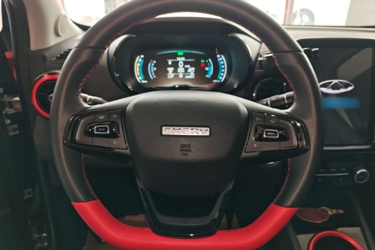Used Chery QQ Little Ant 2022 Sweet Pink Edition Half-Sugar Version Lithium Iron Phosphate 30 kW 301 km Steering Wheel