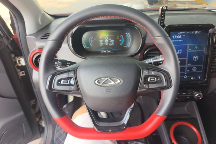 Used Chery QQ Little Ant 2022 Sweet Pink Edition Half-Sugar Version Lithium Iron Phosphate 30 kW 301 km Steering Wheel