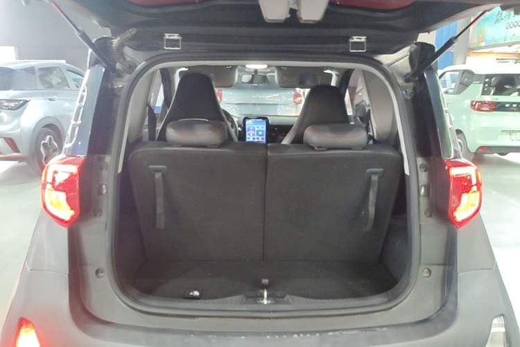Used Chery QQ Little Ant 2022 Sweet Pink Edition Half-Sugar Version 3-Cell Lithium 30kW 301km Trunk
