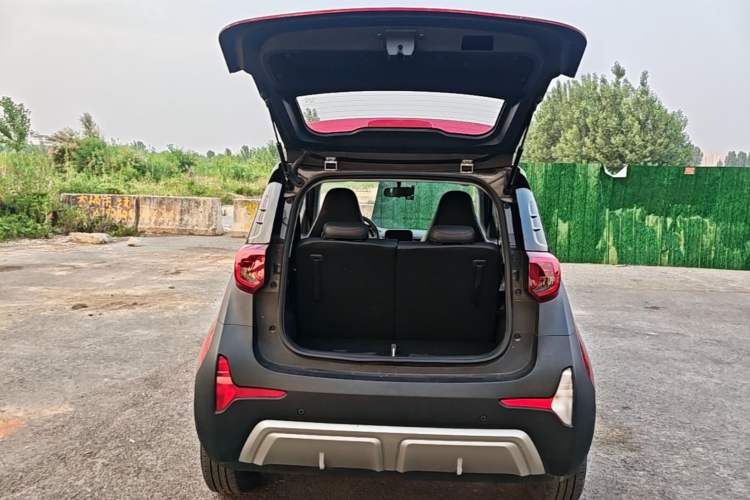 Used Chery QQ Little Ant 2022 Sweet Pink Edition Half-Sugar Version 3-Cell Lithium 30kW 301km Trunk
