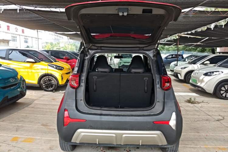 Used Chery QQ Little Ant 2022 Revised Version Sweet Pink Edition Half-Sugar Version Lithium Iron Phosphate 30.7 kWh 30 kW 301 km Trunk