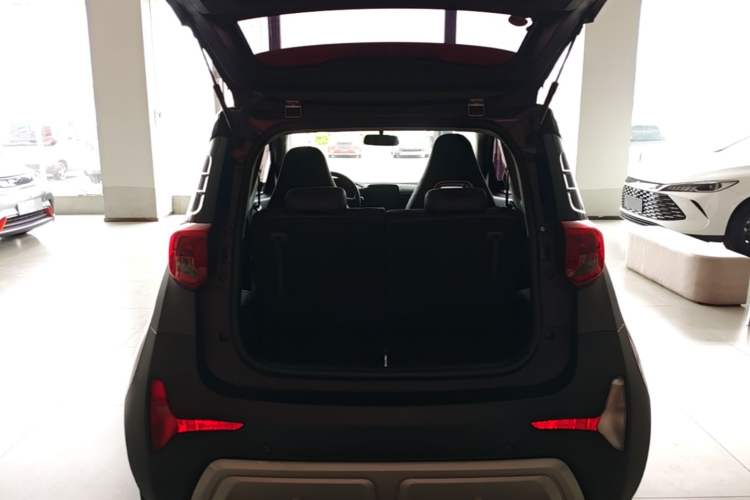 Used Chery QQ Little Ant 2022 Sweet Pink Edition Half-Sugar Version Lithium Iron Phosphate 30 kW 301 km Trunk