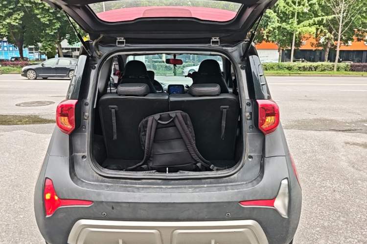 Used Chery QQ Little Ant 2022 Sweet Pink Edition Half-Sugar Version 3-Cell Lithium 30kW 301km Trunk