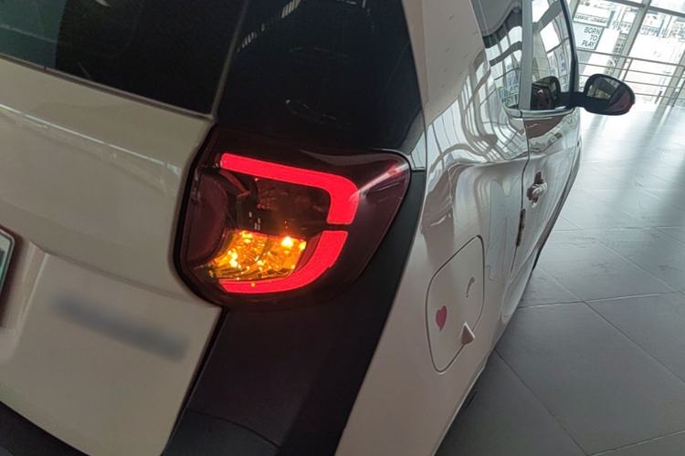 Used Chery QQ Little Ant 2022 Sweet Pink Edition Half-Sugar Version Lithium Iron Phosphate 29.2 kWh 30 kW 301 km Right Rear Taillight