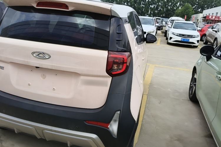 Used Chery QQ Little Ant 2022 Revised Version Sweet Pink Edition Half-Sugar Version Lithium Iron Phosphate 30.7 kWh 30 kW 301 km Right Rear Taillight