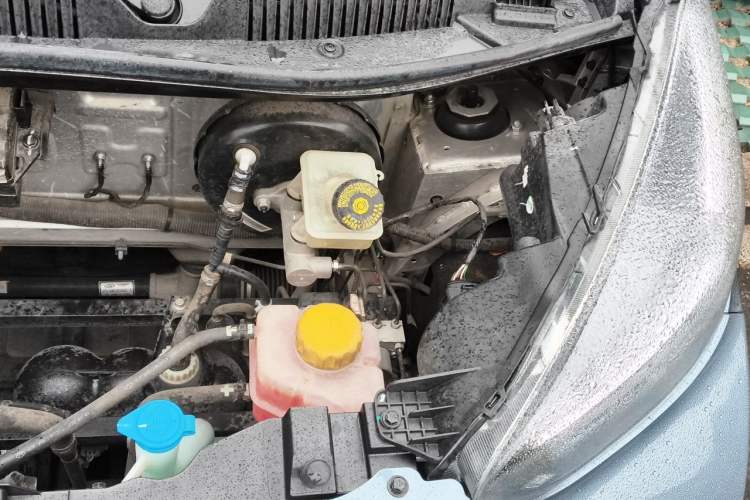 Used Chery QQ Little Ant 2022 Revised Version Sweet Pink Edition Half-Sugar Version Lithium Iron Phosphate 30.7 kWh 30 kW 301 km Engine Bay Left