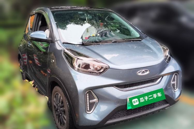 Used Chery QQ Little Ant 2022 Revised Version Sweet Pink Edition Half-Sugar Version Lithium Iron Phosphate 30.7 kWh 30 kW 301 km Front Right 45 Deg