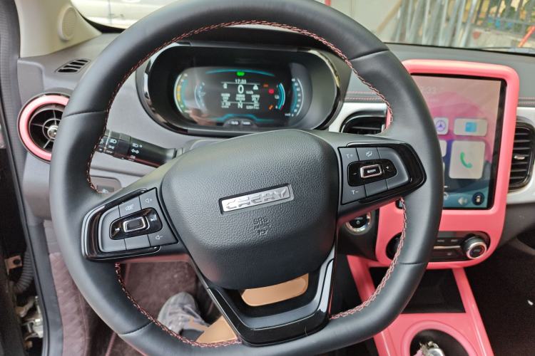 Used Chery QQ Little Ant 2022 Sweet Pink Edition Half-Sugar Version 3-Cell Lithium 30kW 301km Steering Wheel