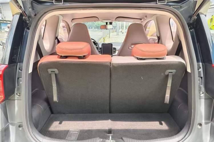 Used Chery QQ Little Ant 2022 Restyled Version Sweet Pink Edition Half-Sugar Version 30.6 kWh 30 kW 301 km Trunk