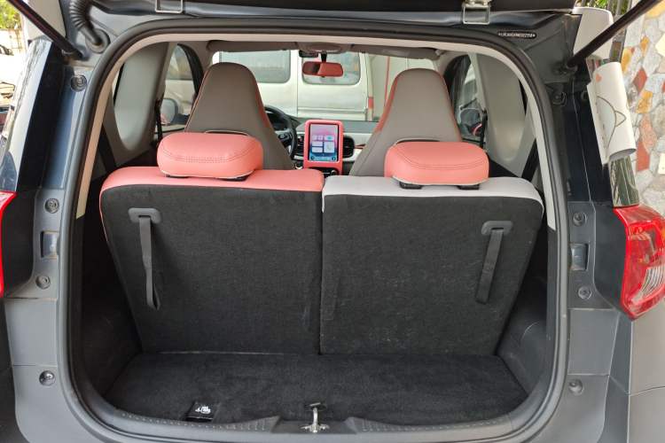 Used Chery QQ Little Ant 2022 Sweet Pink Edition Half-Sugar Version 3-Cell Lithium 30kW 301km Trunk