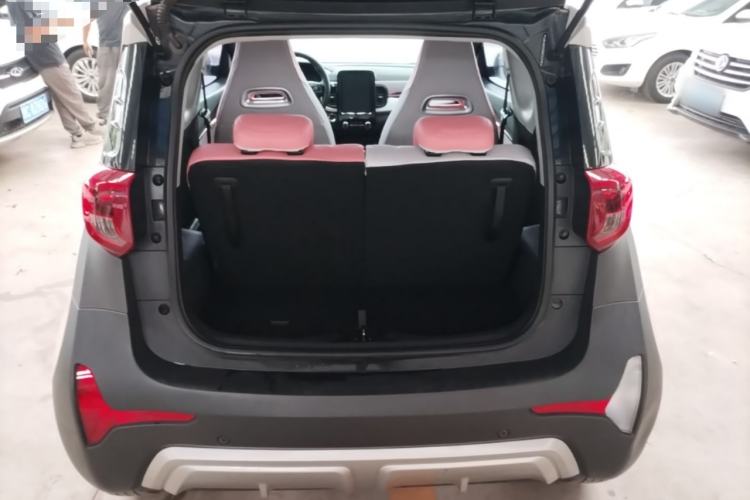 Used Chery QQ Little Ant 2022 Restyled Version Sweet Pink Edition Half-Sugar Version 28.8 kWh 30 kW 301 km Trunk