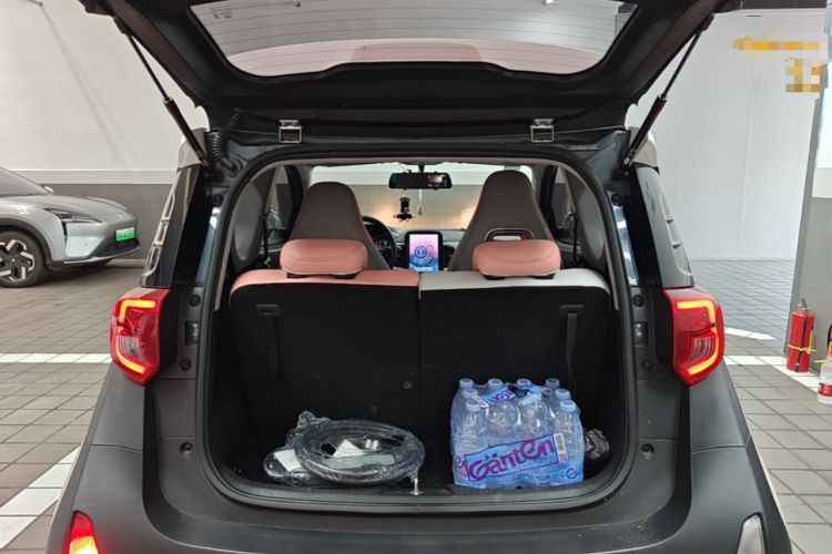 Used Chery QQ Little Ant 2022 Revised Version Sweet Pink Edition Half-Sugar Version Lithium Iron Phosphate 30.7 kWh 30 kW 301 km Trunk