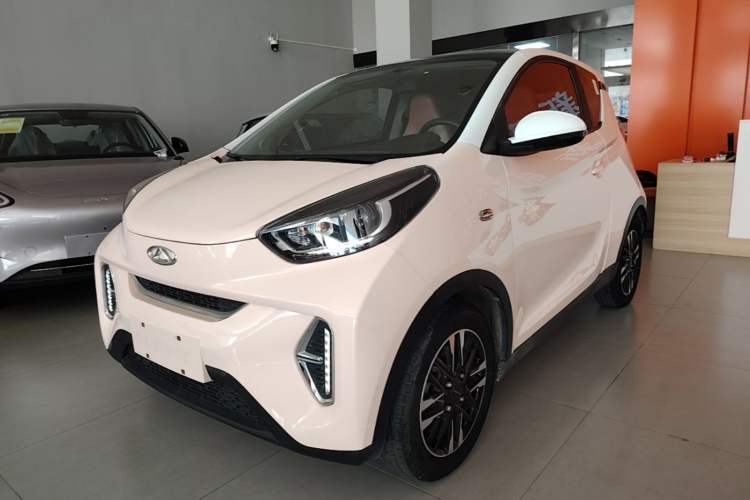 Gebrauchter Chery QQ Little Ant 2022 Sweet Pink Edition Half-Sugar Version Lithium Iron Phosphate 30 kW 301 km Guazi used car, China used car export, Used car for sale, Used  cars, Cheapest cars for sale