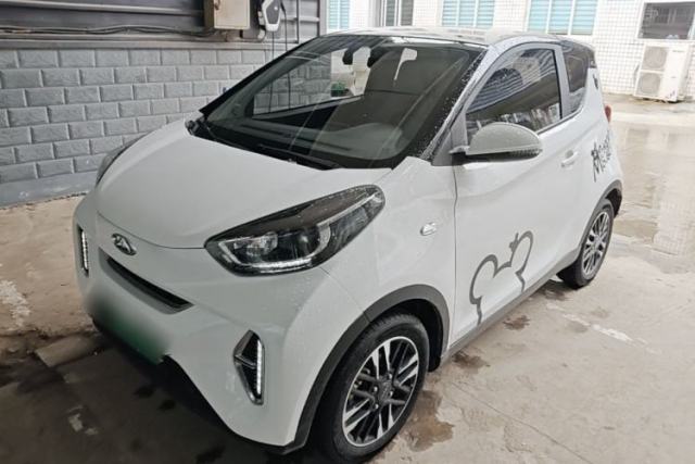 Used Chery QQ Little Ant 2022 Revised Version Sweet Pink Edition Half-Sugar Version Lithium Iron Phosphate 30.7 kWh 30 kW 301 km
