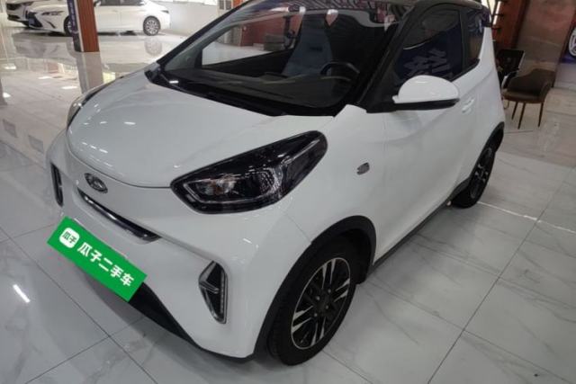 Ojetý Chery QQ Little Ant 2022 Sweet Pink Edition Half-Sugar Version Lithium Iron Phosphate 30 kW 301 km