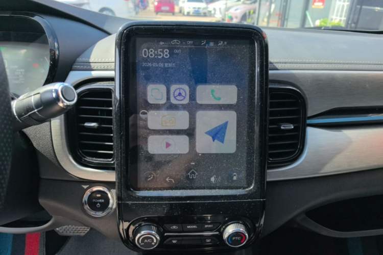 Used Chery QQ Little Ant 2022 Sweet Pink Edition Full-Sugar Version 3-Cell Lithium 30kW 301km Audio And AC Panel