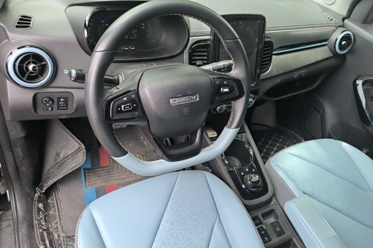 Used Chery QQ Little Ant 2022 Sweet Pink Edition Half-Sugar Version Lithium Iron Phosphate 30 kW 301 km Center Console