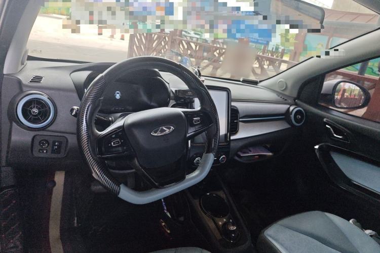 Used Chery QQ Little Ant 2022 Sweet Pink Edition Half-Sugar Version Lithium Iron Phosphate 30 kW 301 km Center Console