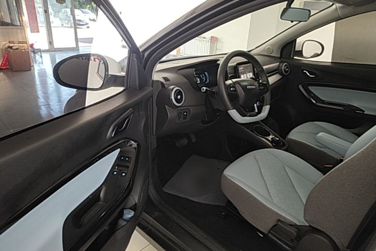 Used Chery QQ Little Ant 2022 Sweet Pink Edition Half-Sugar Version 3-Cell Lithium 30kW 301km Driver Seat