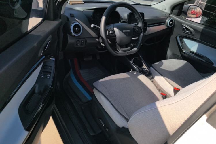 Used Chery QQ Little Ant 2022 Sweet Pink Edition Full-Sugar Version 3-Cell Lithium 30kW 301km Driver Seat