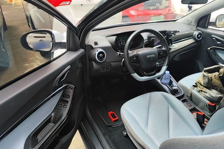 Used Chery QQ Little Ant 2022 Sweet Pink Edition Half-Sugar Version Lithium Iron Phosphate 30 kW 301 km Driver Seat